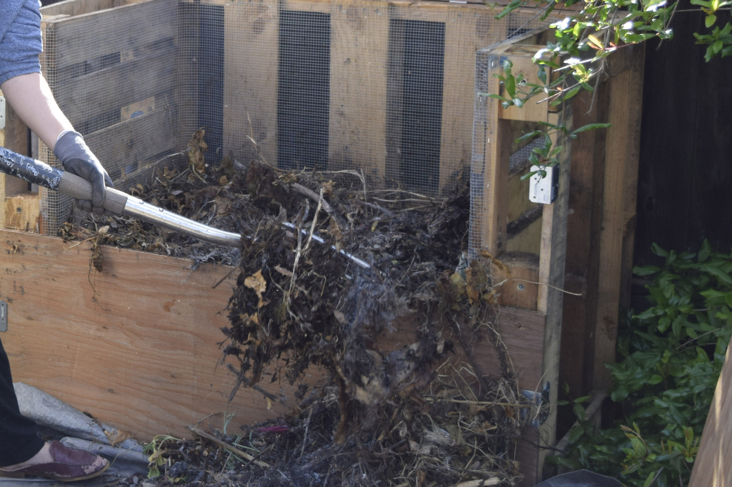 Washing A Compost Bin – Ways Of Cleaning Out Compost Bins