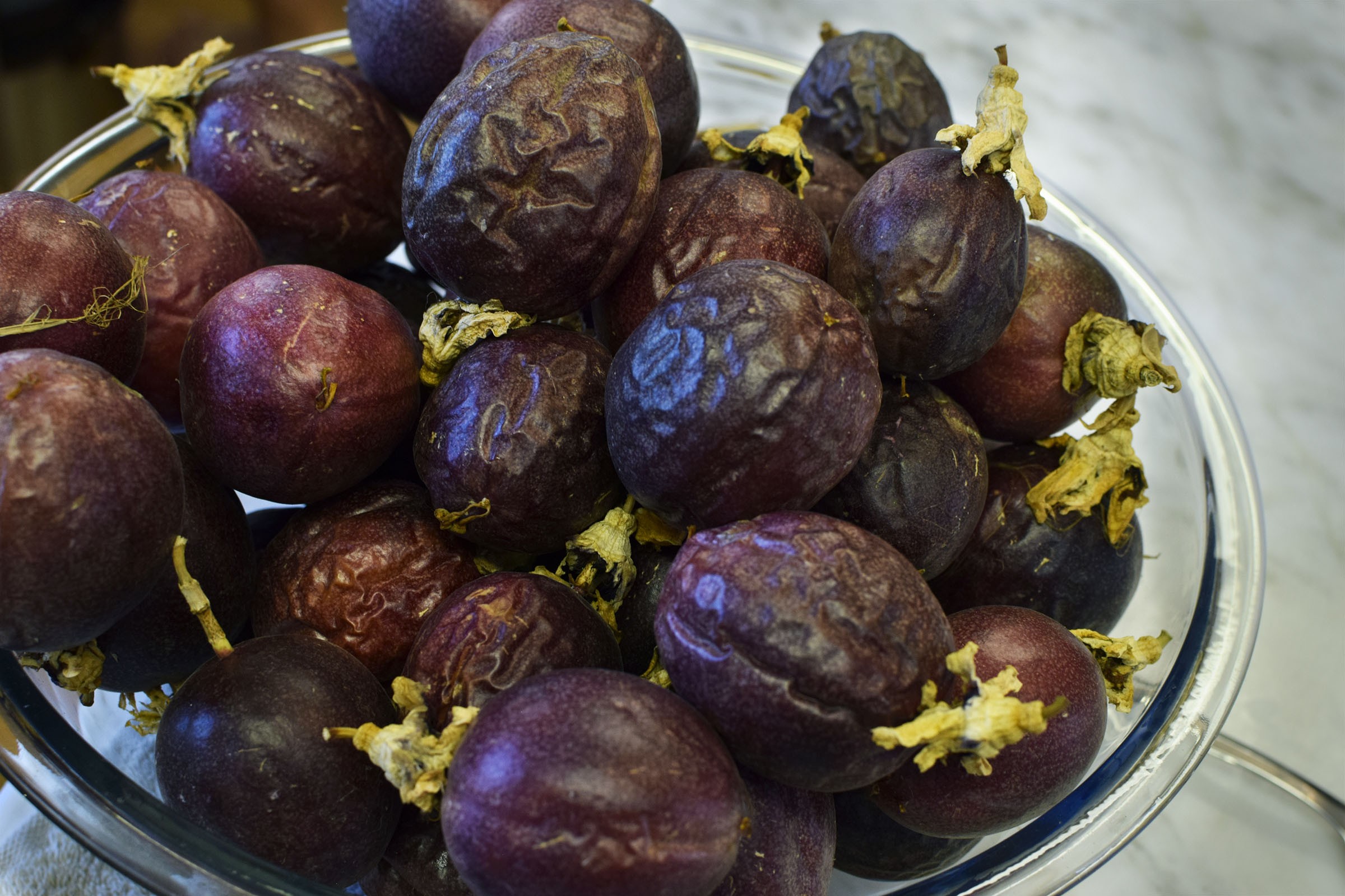 PASSION FRUIT • HOW to PREP