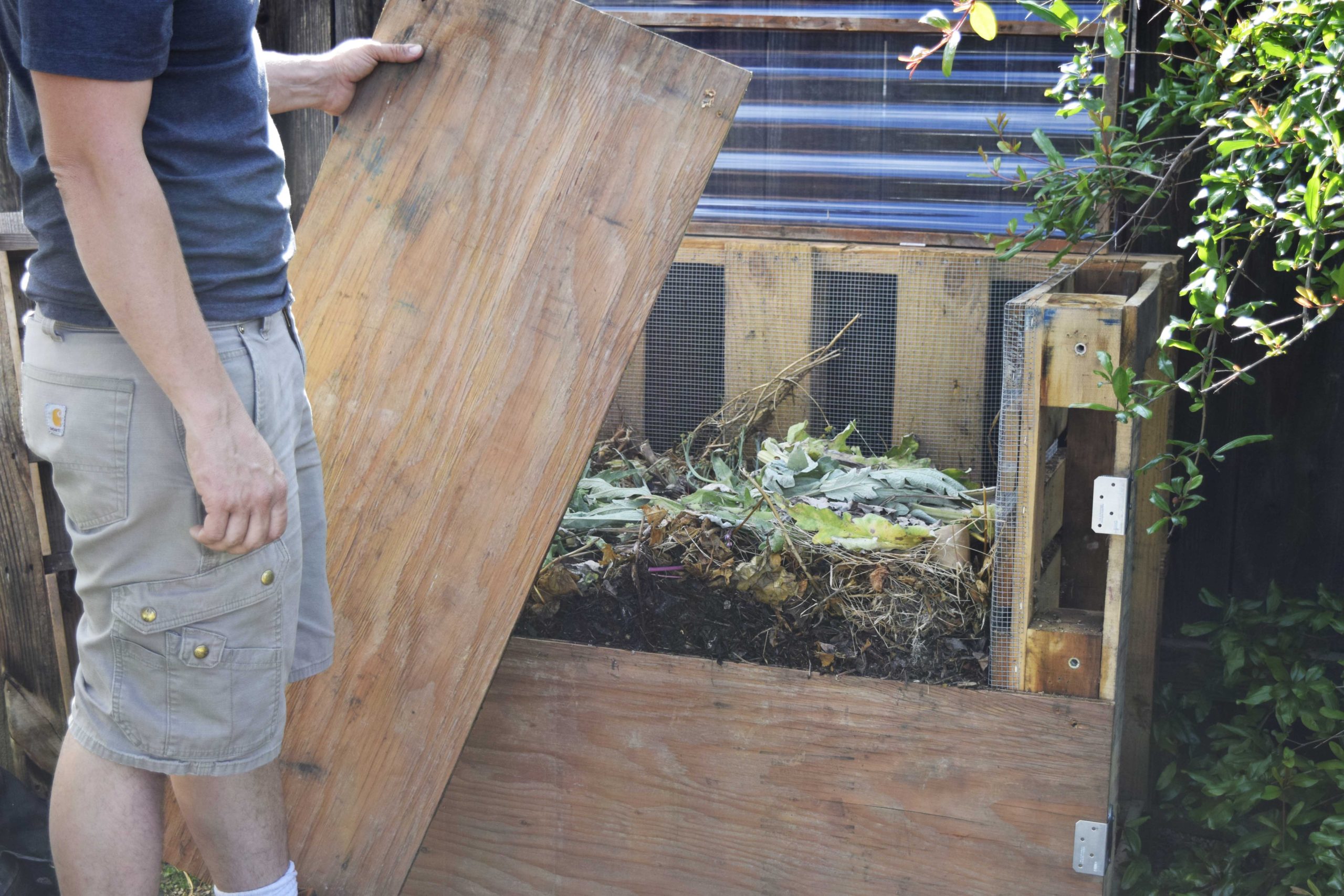 An Urban Pallet Compost Bin Design Freckled Californian A